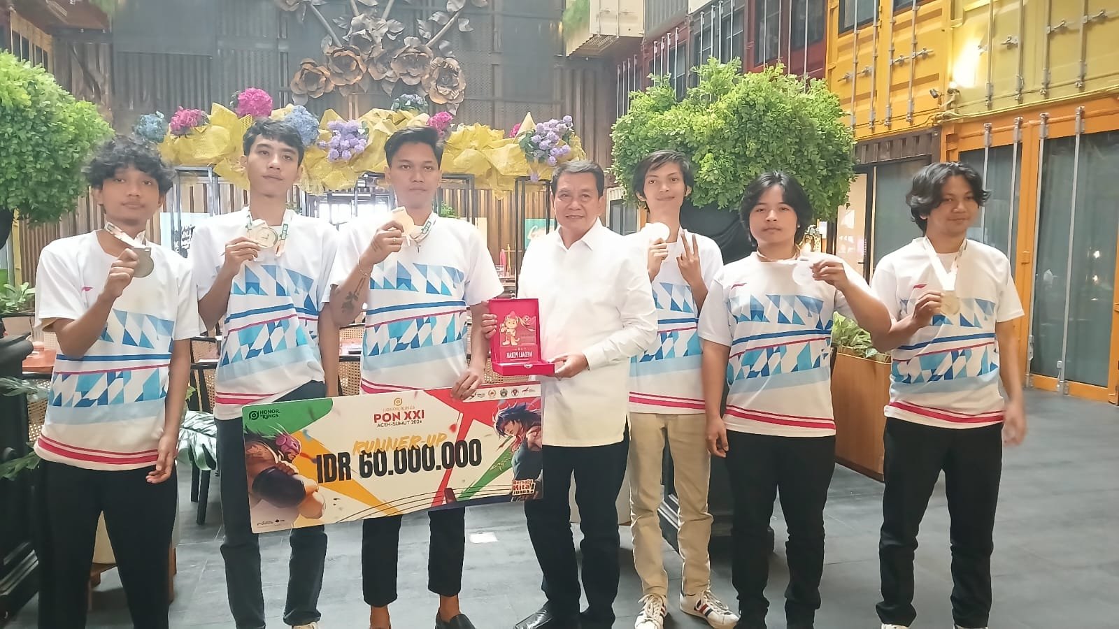 Maesyal Rasyid Sambut Atlet E-sport Banten Peraih Medali Perak dalam PON Aceh-Sumut 2024