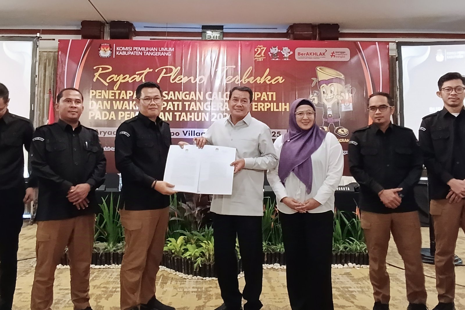 KPU Kabupaten Tangerang Tetapkan Maesyal Rasyid dan Intan Nurul Hikmah Pemenang Pilkada 2024