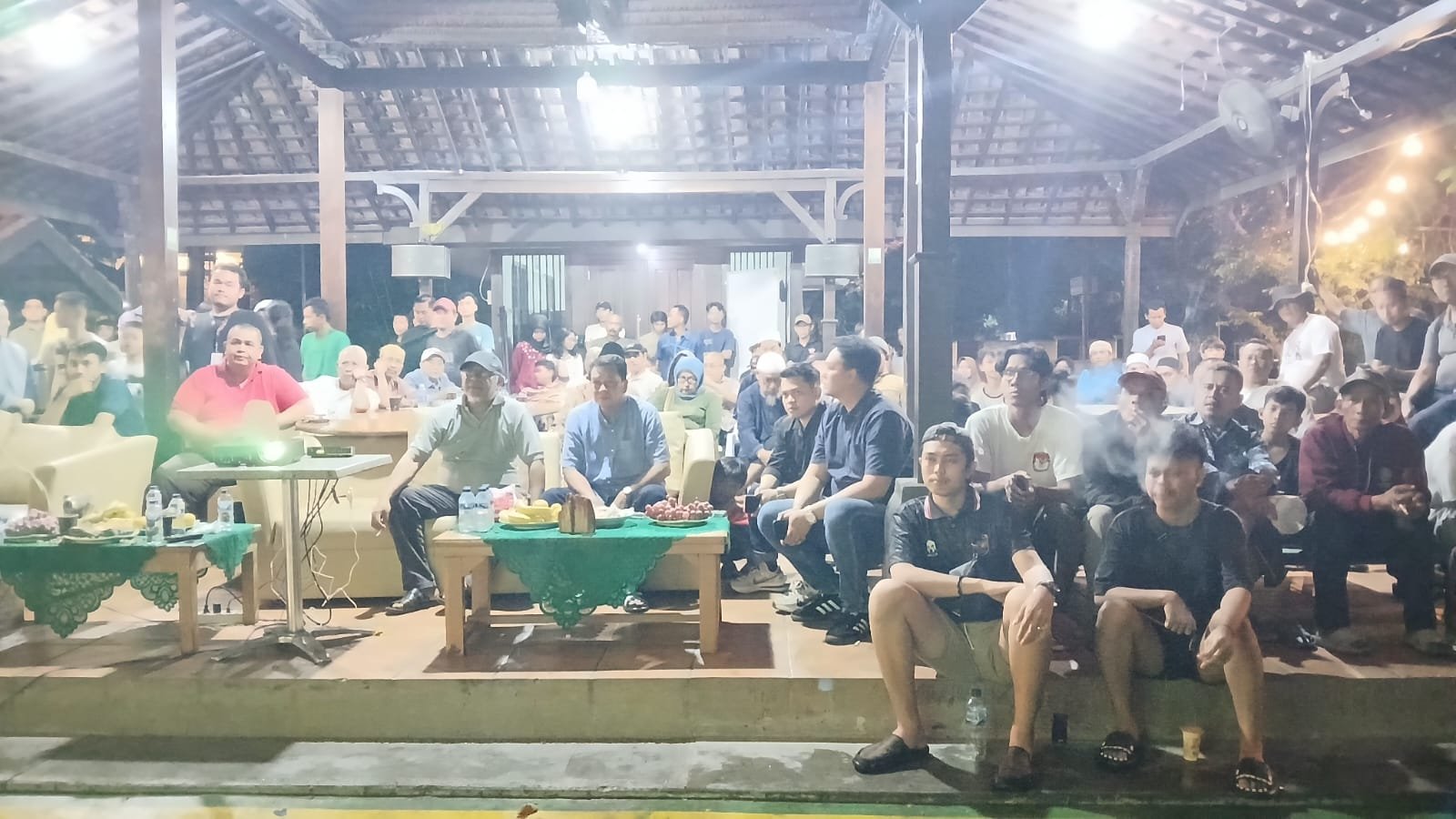 Bacalon Bupati Tangerang Maesyal Rasyid Nobar Indonesia Vs Australia Dengan Warga Islamic