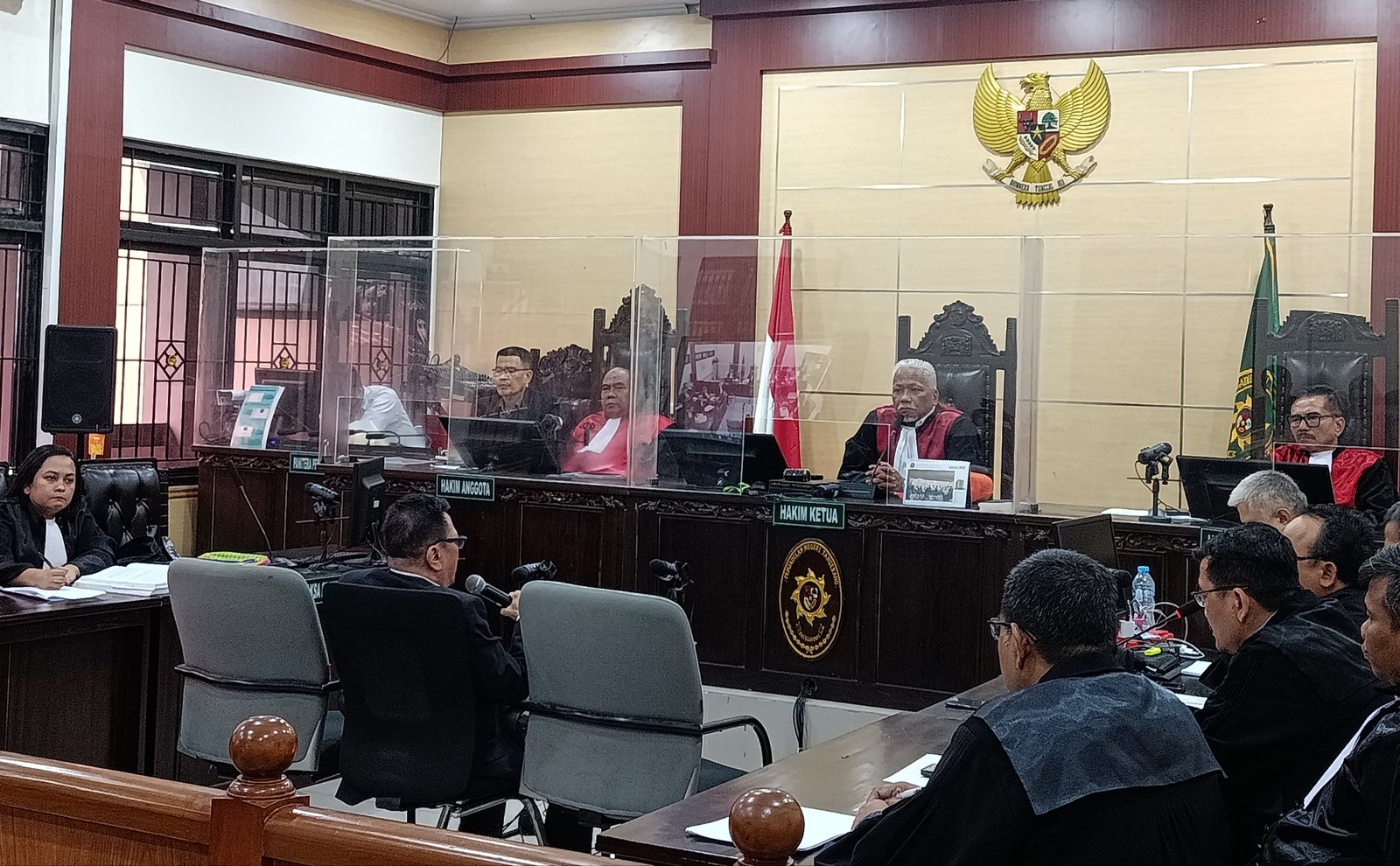 Saksi Ahli Beberkan Implikasi Hukum Akta Jual Beli Bermasalah dalam Sidang Charlie Chandra