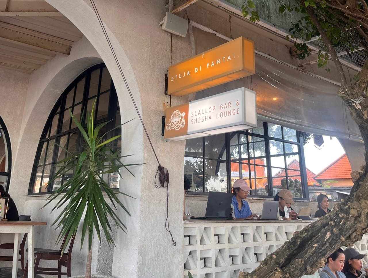 Stuja di Pantai, Kafe Estetik di Pinggir Pantai Sanur yang Wajib Dikunjungi