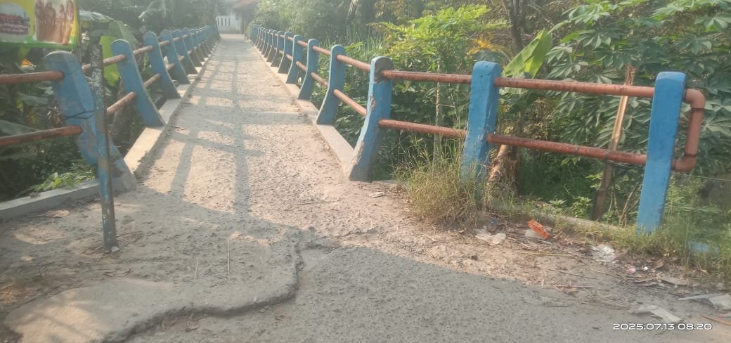 Warga Sukadiri Desak Pemprov Banten Segera Perbaiki Jembatan yang Rusak