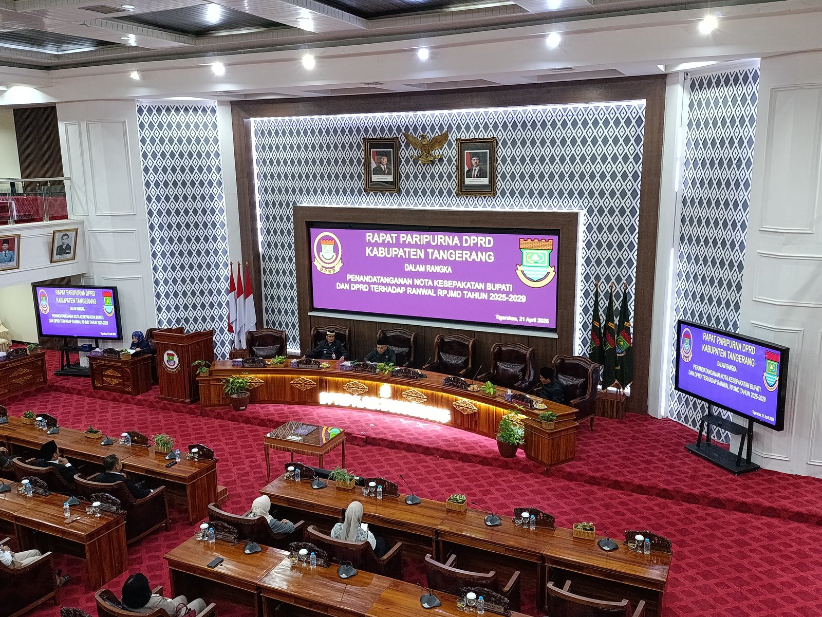 Sidang Paripurna RPJMD, DPRD Minta Pemkab Tangerang Alokasikan Pengadaan Truk Sampah Setiap Tahun