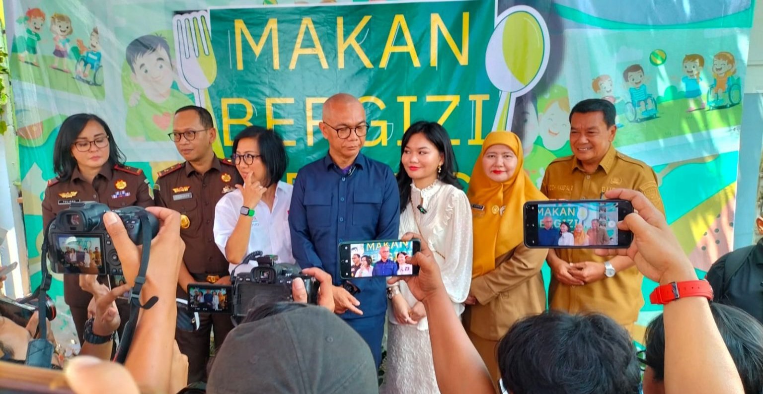 Jamintel Kejagung Monitoring Program Makan Bergizi Gratis untuk Anak Berkebutuhan Khusus di Tigaraksa