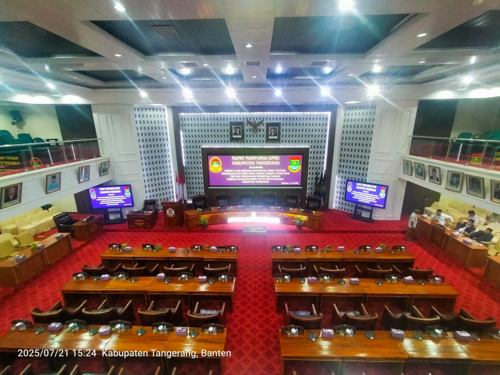 Rapat Paripurna DPRD Kabupaten Tangerang Ngaret Dua Jam