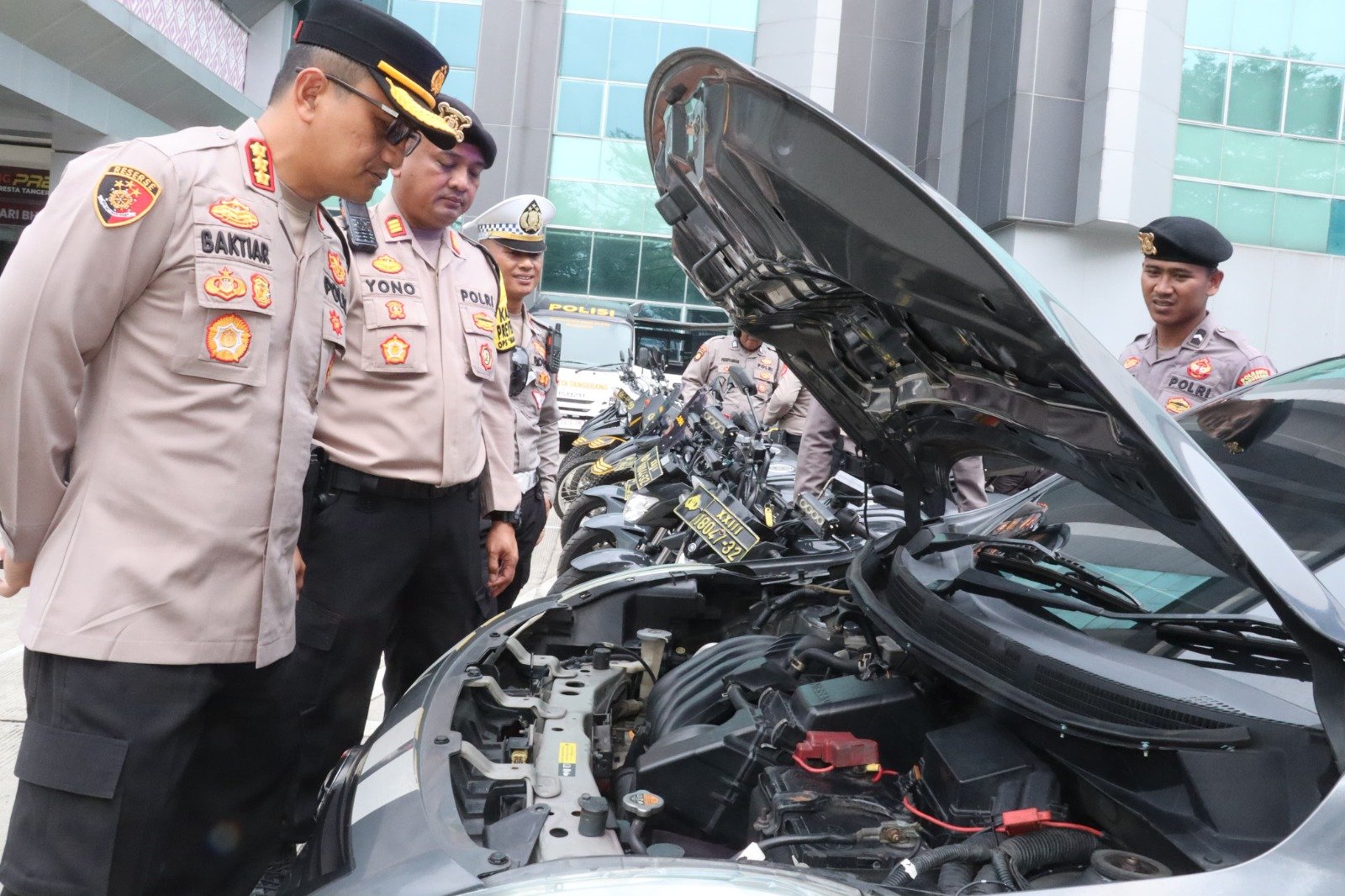 Jelang Pilkada 2024, Kapolresta Tangerang Mengecek Ranmor dan Almatsus Dinas