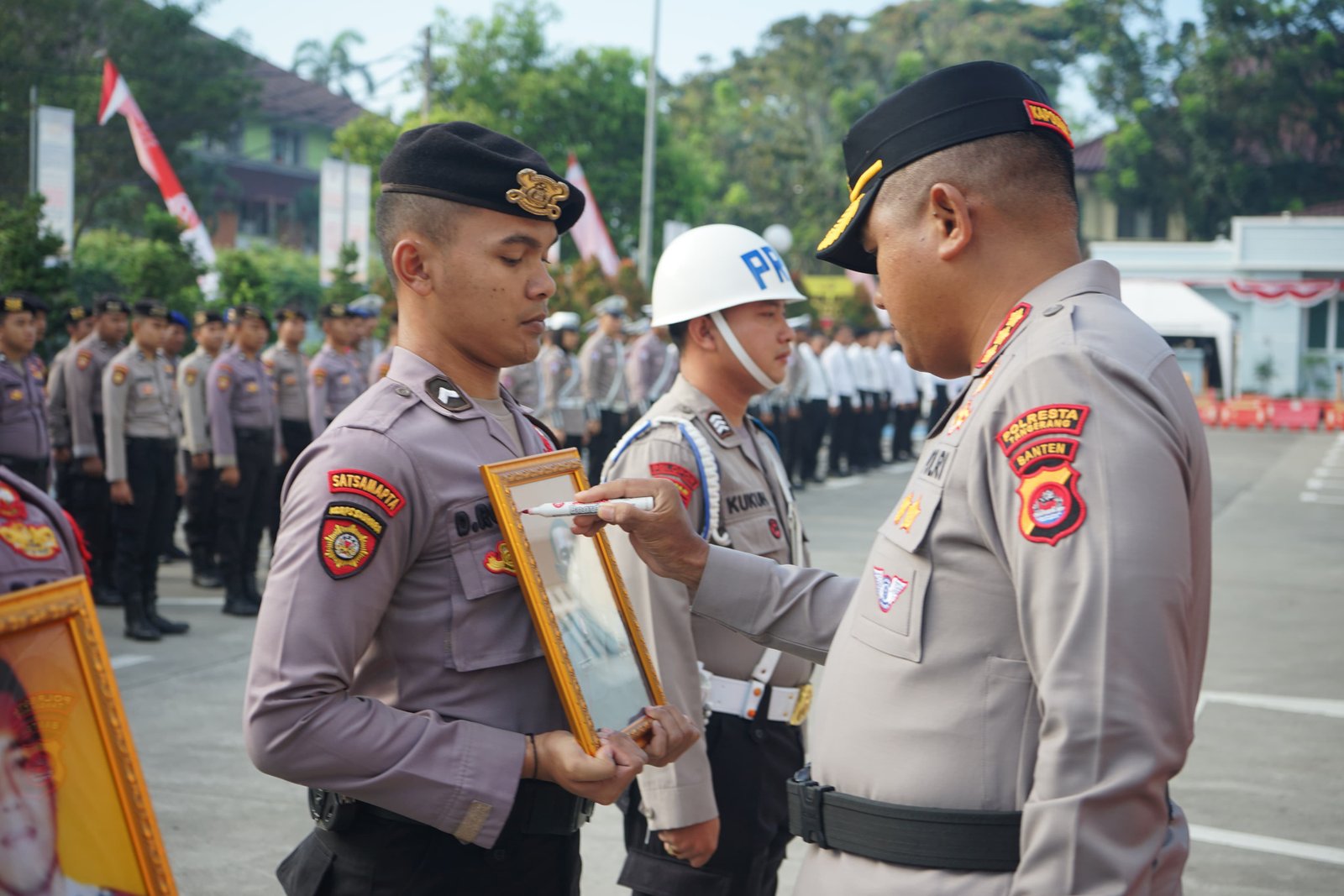 Melanggar Kode Etik, Dua Polisi Polresta Tangerang Resmi Dipecat Tidak Hormat