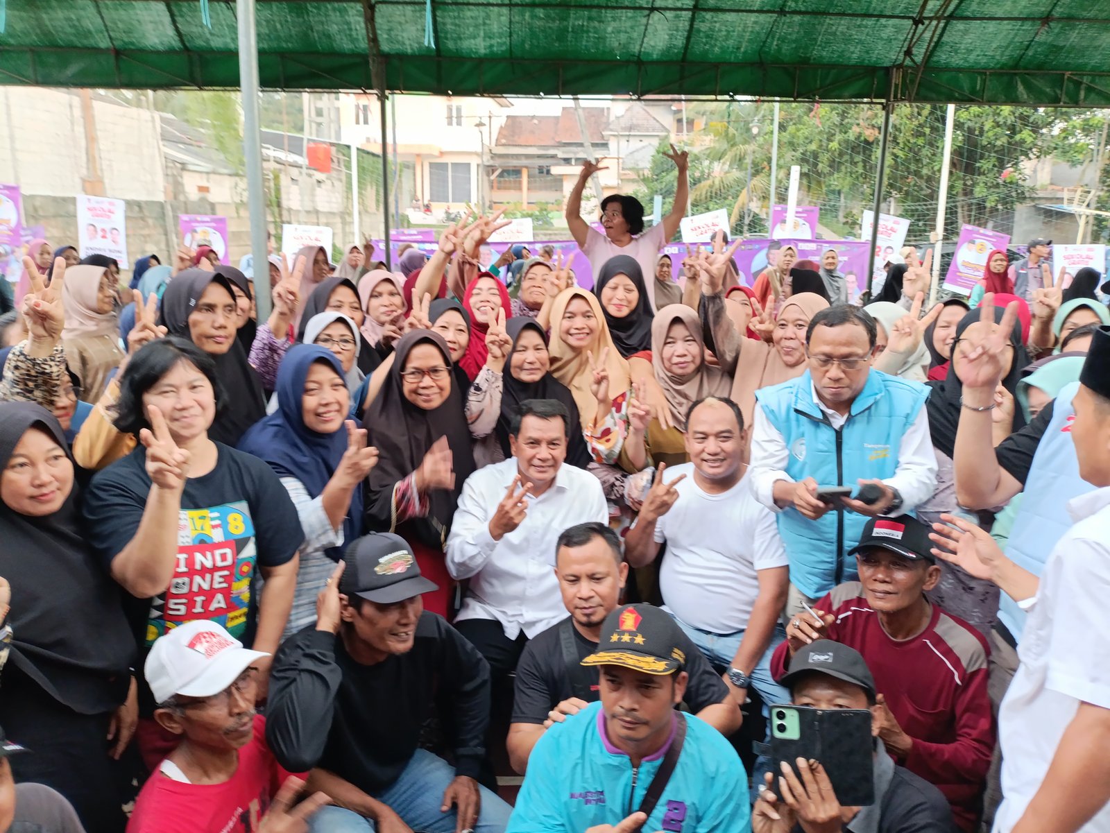 Didepan Emak-emak, Maesyal Rasyid Janji Akan Atasi Banjir di Puri Permai Tigaraksa