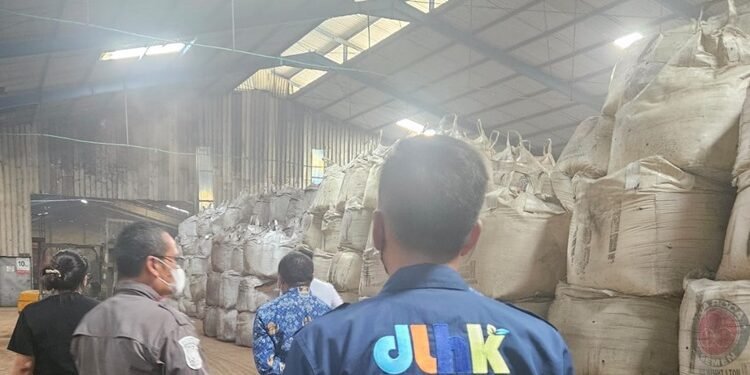 Pemkab Tangerang Hentikan Sementara Operasional PT SLI karena Diduga Cemari Lingkungan