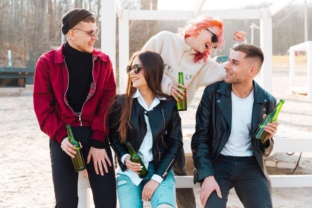 Ini Pakaian Untuk Gaya Kekinian Anak Muda yang Wajib Anda Diketahui!