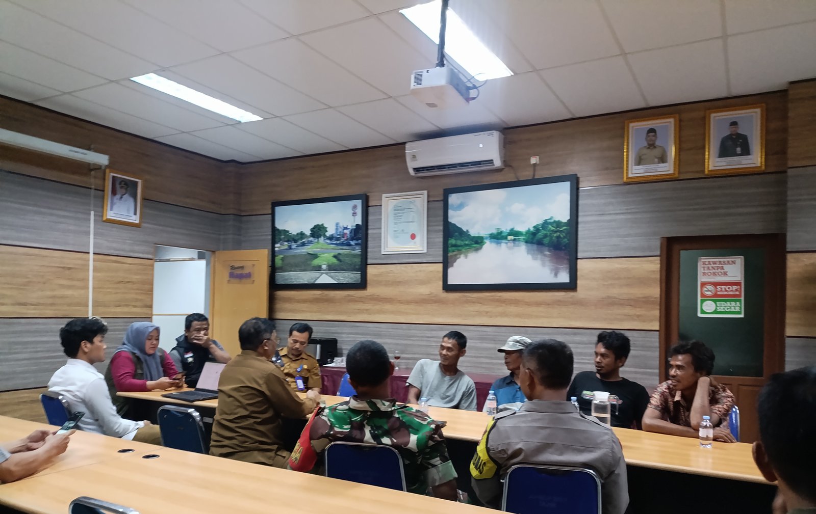 Dua Mobil Pembuang Sampah Liar dari ICE BSD dan Perum Pitaloka Ditangkap di Tigaraksa