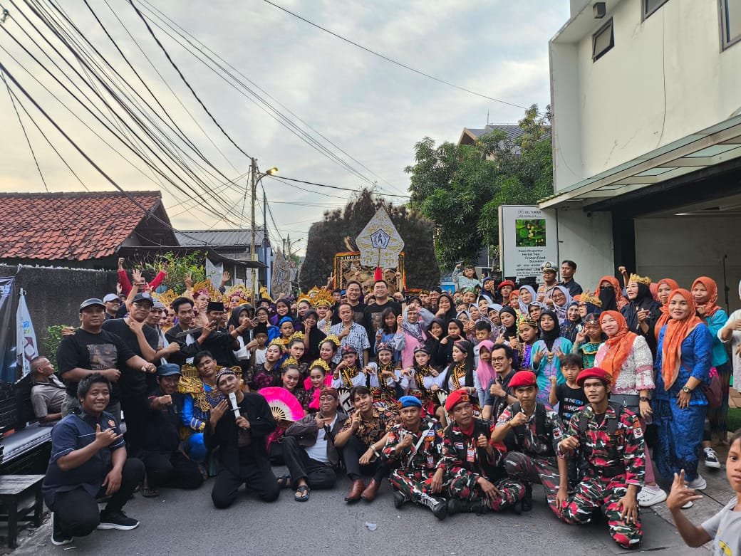 Rayakan Milad ke-35, KPC BLOSSO Gelar Parade Budaya dan Santunan Yatim