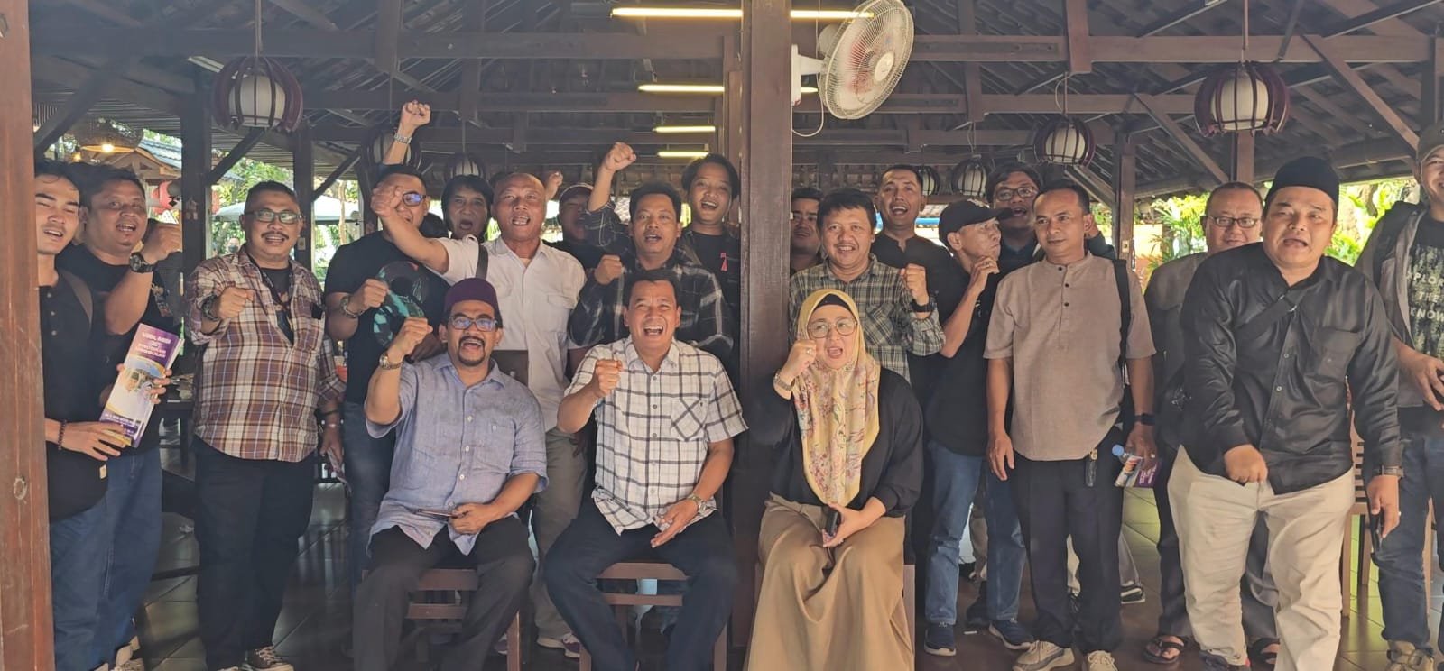 Didepan Puluhan Jurnalis, Maesyal-Intan Janji Tuntaskan Sampah dan Stunting di Kabupaten Tangerang