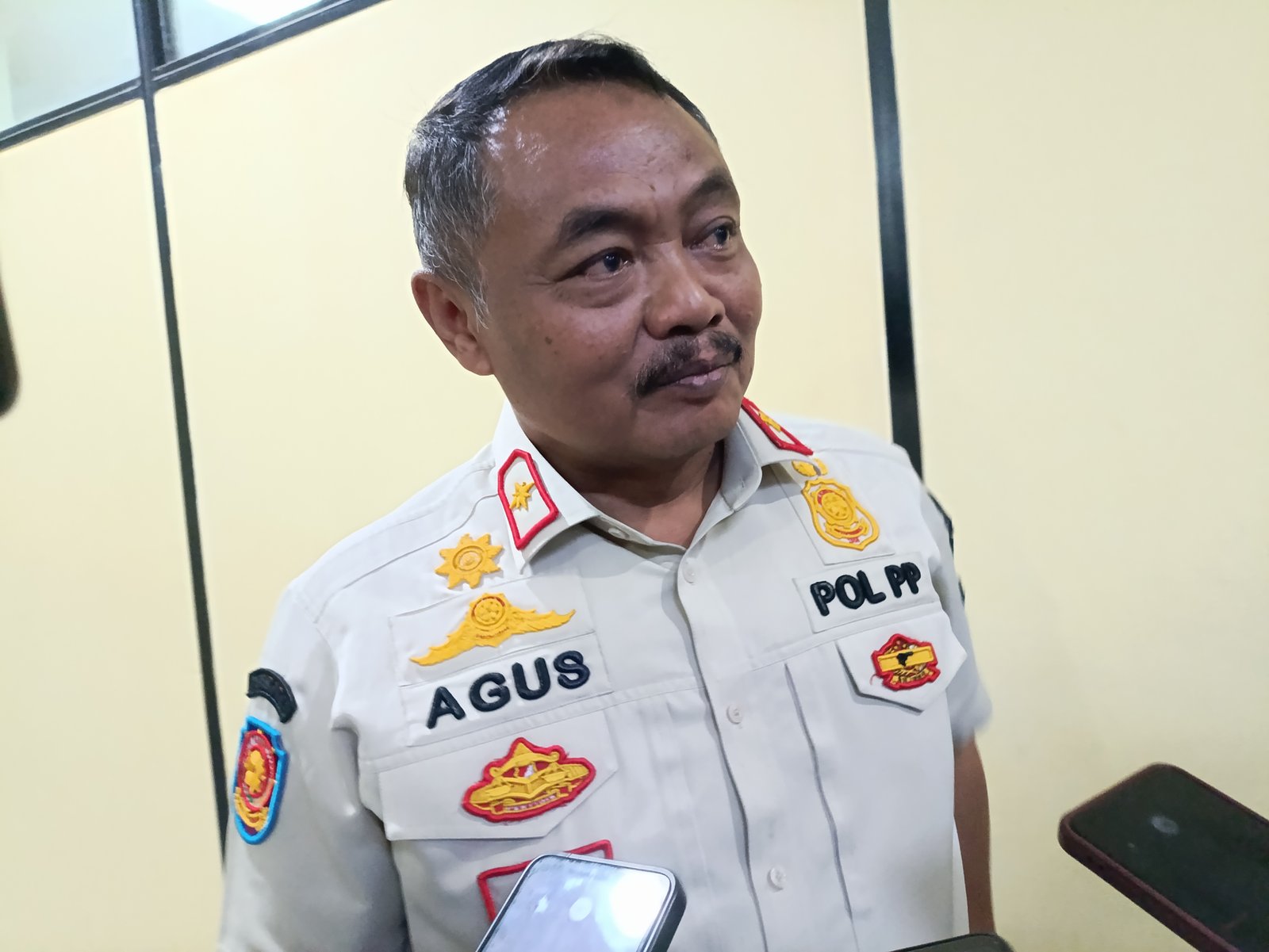 60 Personel Satpol PP Kabupaten Tangerang Diterjunkan untuk Awasi Pelaku Usaha Selama Bulan Puasa