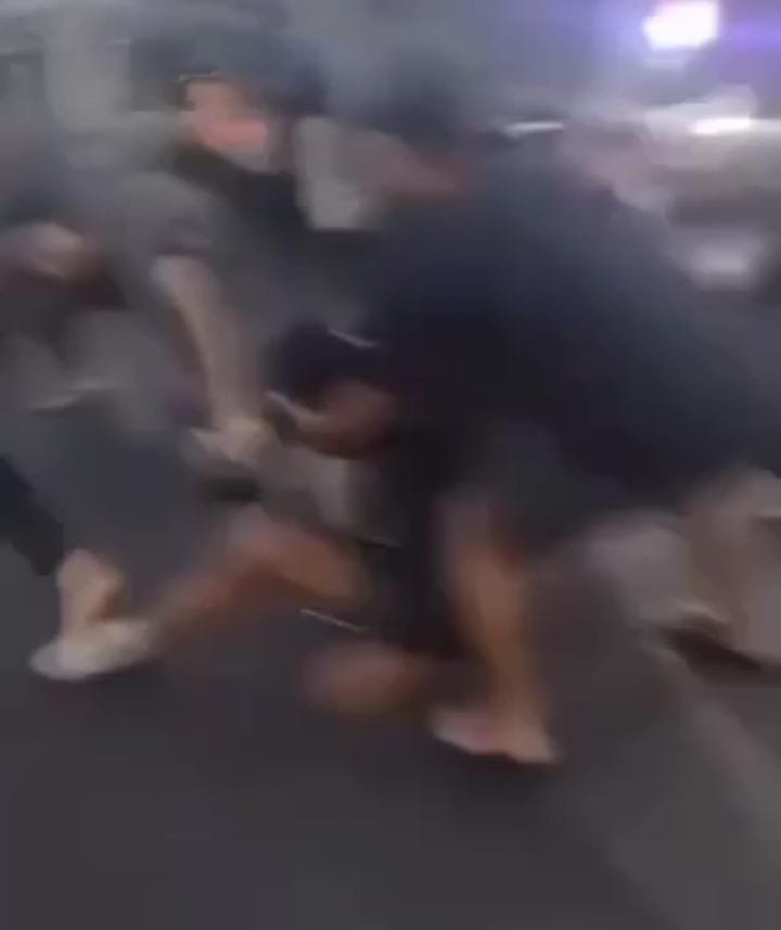 Nobar Persija vs Persib di Pasar Kemis Tangerang Diwarnai Bentrokan